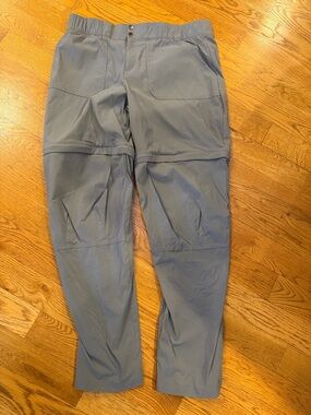 Men's Light Gray Cargo Pants with Stretch and Utility Pockets NEW